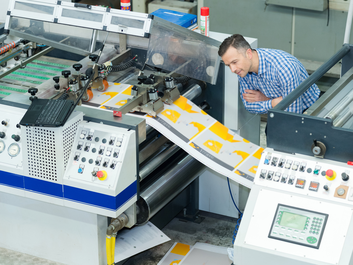 labeling-packaging-industrial-printing-machine